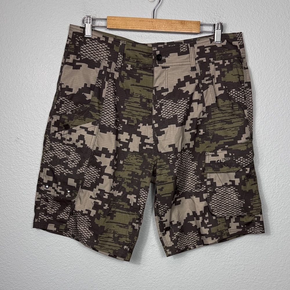 AFTCO Men's M82 Tactical Fishing Shorts   Olive & Khaki